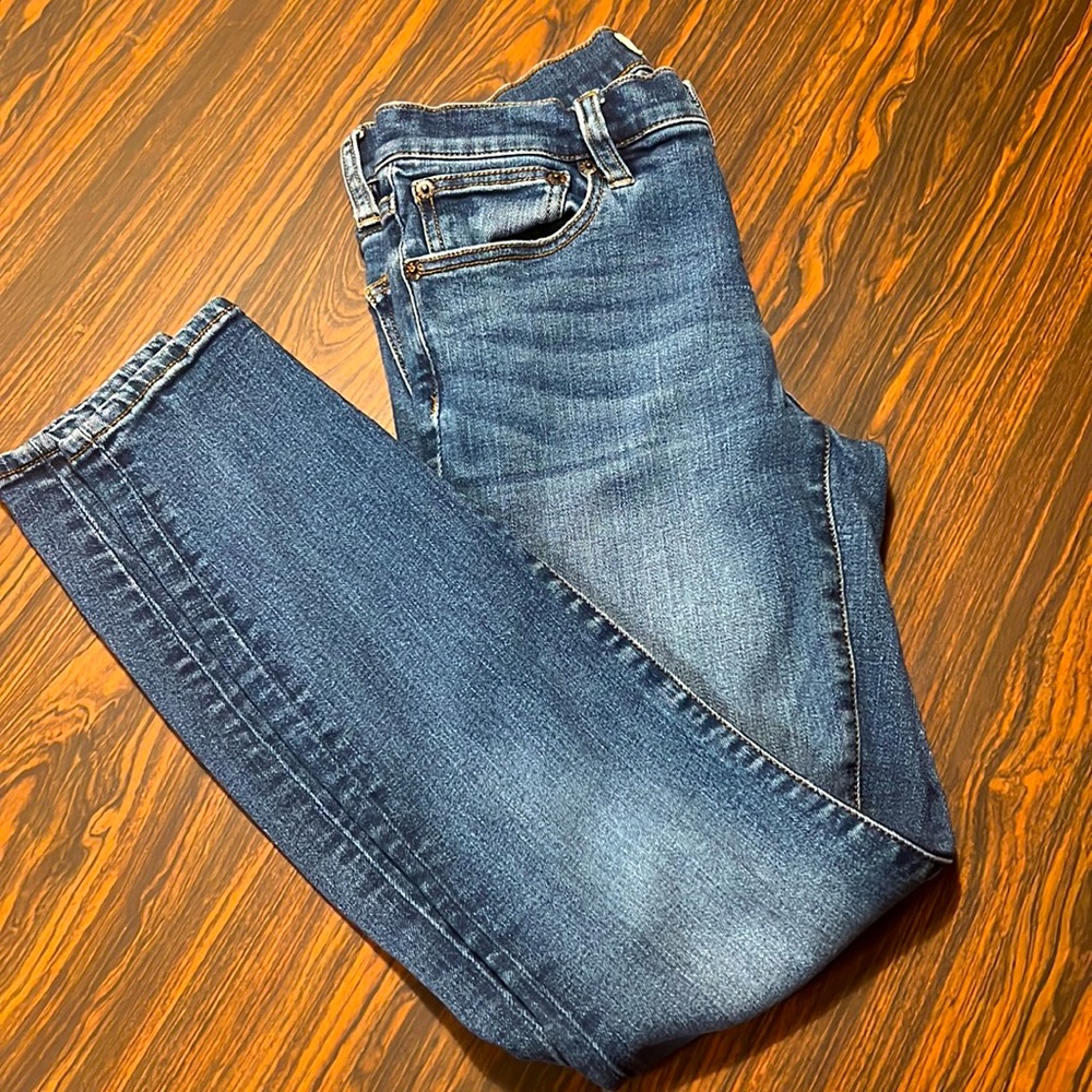 J. Crew 8” Toothpick Jeans sz 28 in Excellent Condition